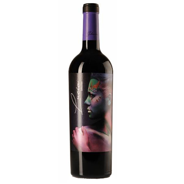 Lucia Pasificacion Monastrell 2023 14% 0,75L.png Lucia Pasificacion Monastrell 2023 14% 0,75L.png